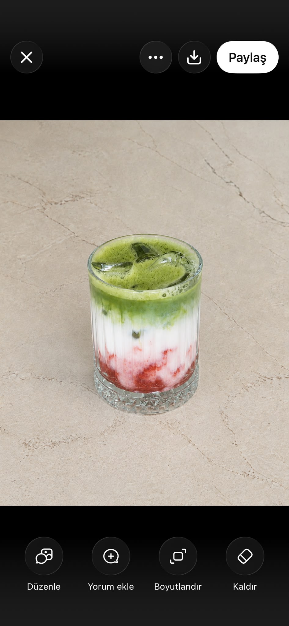 İce Strawberry Matcha